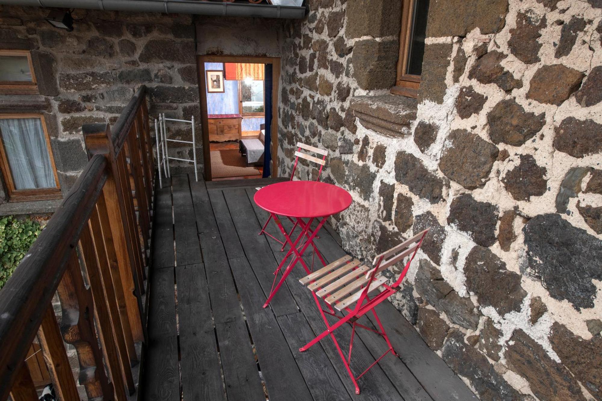 Chambre D'Hotes Et Gites Du Tapissier Polignac  Zewnętrze zdjęcie